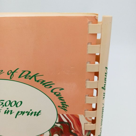 Puttin On The Peachtree CookBook Vintage Recipe Book DeKalb County Junior League - Picture 4 of 12